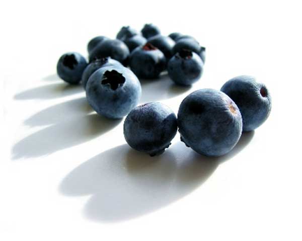 Blåbär - gå ner i vikt och sänk blodtrycket med det nyttiga blåbäret.